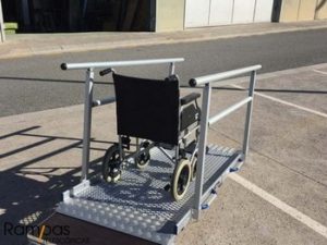 rampa plegable para silla de ruedas sin obra con barandillas